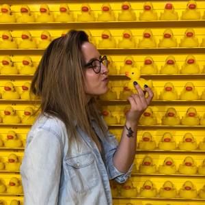 Meet your Posher, Nicole